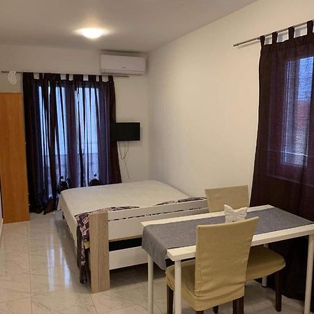 Nada&Danijela Apartment Бродарика Екстериор снимка
