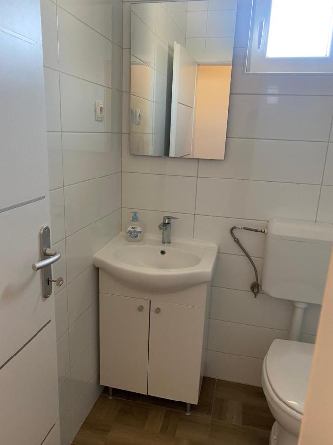 Nada&Danijela Apartment Бродарика Екстериор снимка